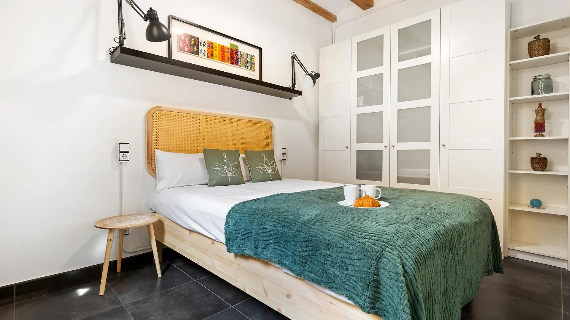 Lodging Apartments Almirall Beach 22 Барселона