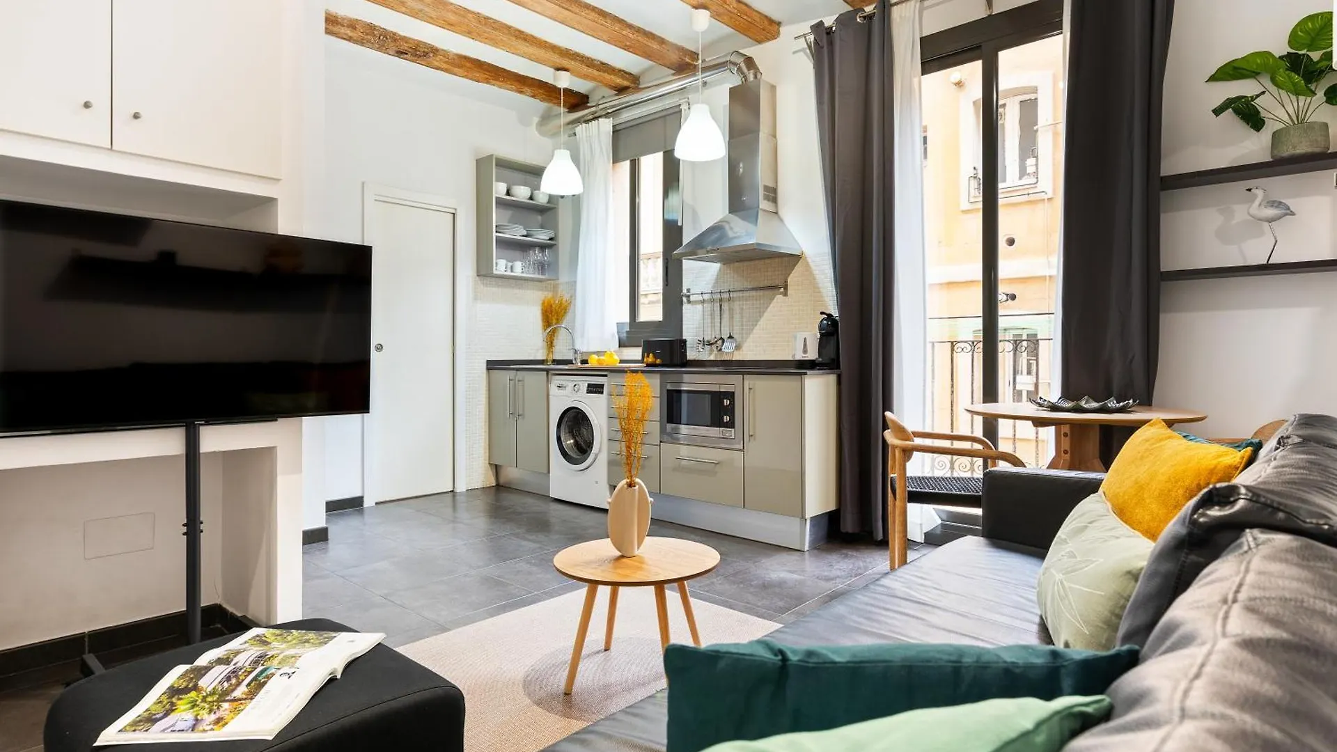 Lodging Apartments Almirall Beach 22 Барселона